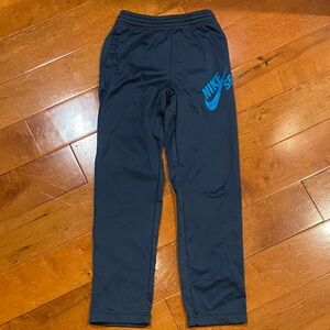 Nike SB Kids' Navy Joggers size large